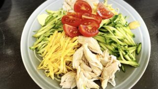 季節限定「冷やし中華」始めました！